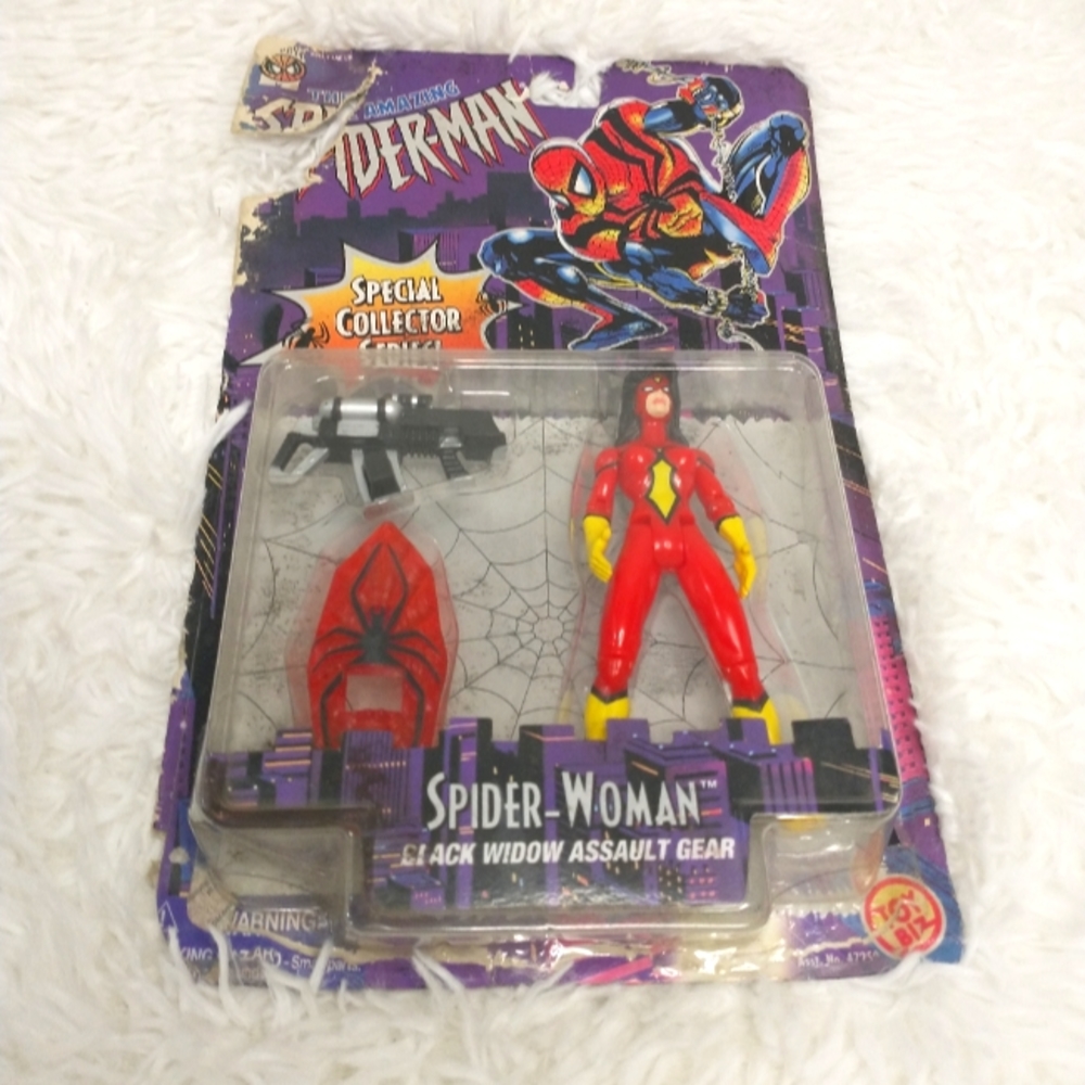 Spider-Man Special Collectors Series Spider Woman Action Figure Damaged Box